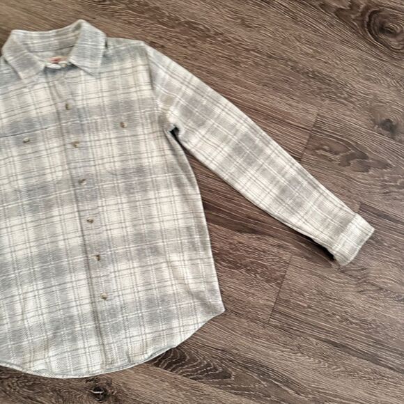 Faherty Women's Legend Sweater Shirt - Picture 4 of 9